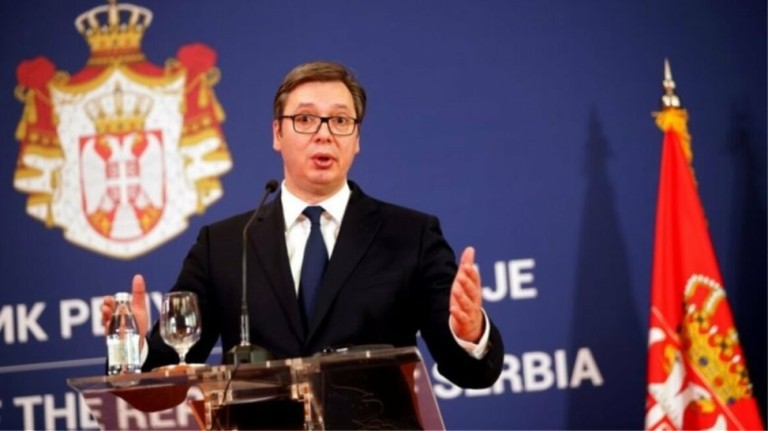Σερβία: Νίκη και αυτοδυναμία για το κόμμα του Βούτσιτς