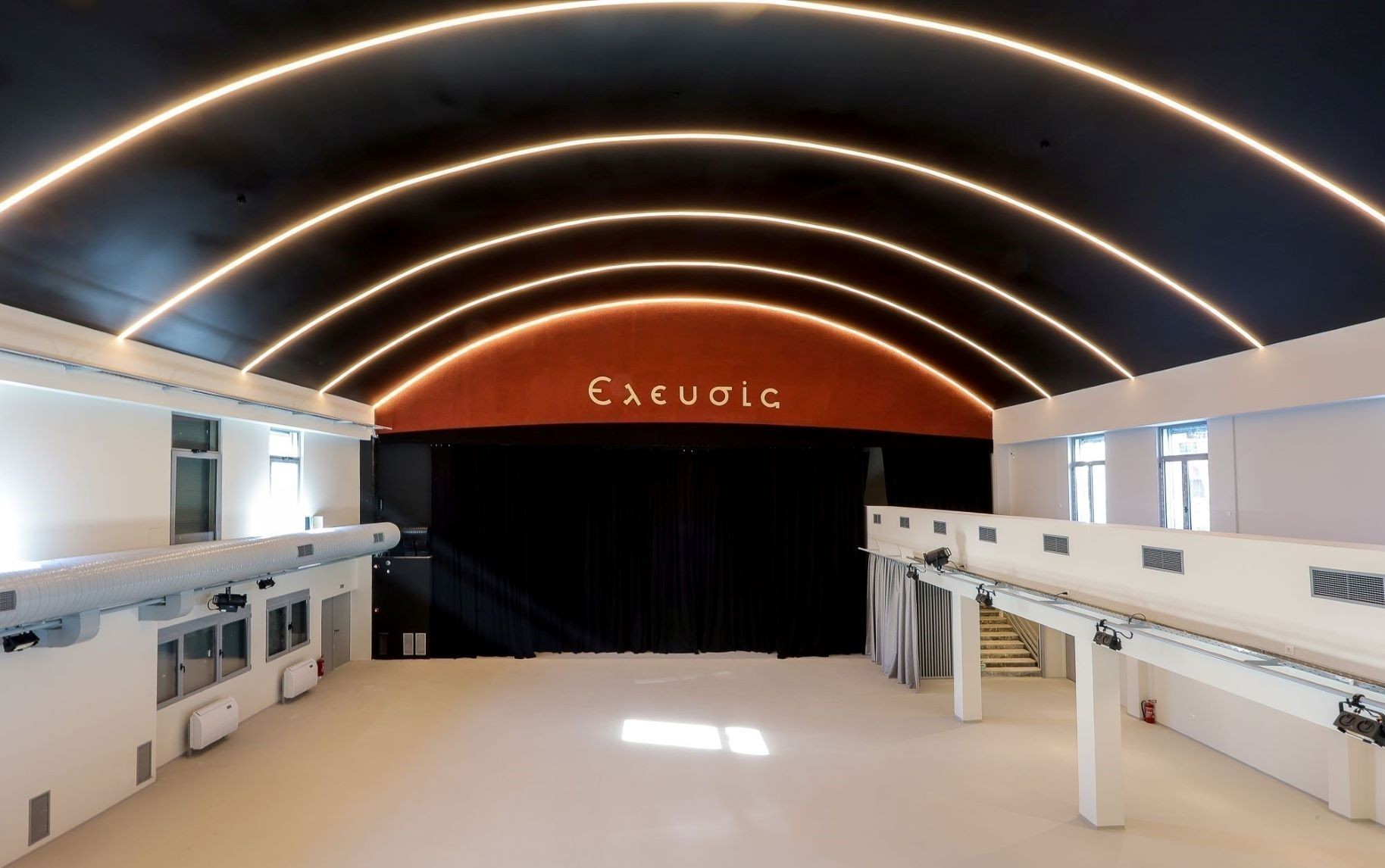 Ελληνικά Πετρέλαια: Προσφέρουν στην Ελευσίνα τον 1ο σύγχρονο Κλειστό Πολυχώρο Πολιτισμού (pics)