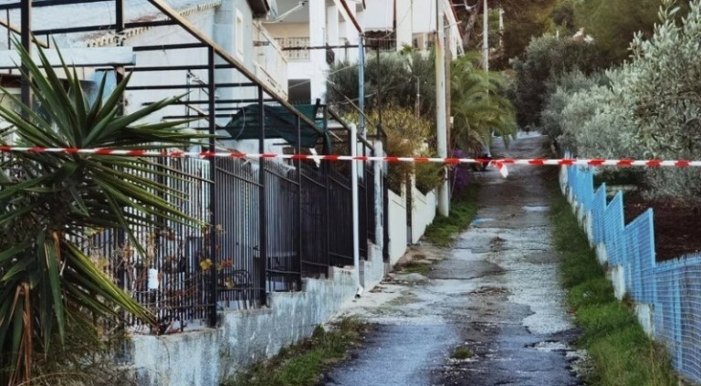 Ποινική δίωξη στον 16χρονο που μαχαίρωσε τον πατέρα του – Την Τετάρτη η απολογία του