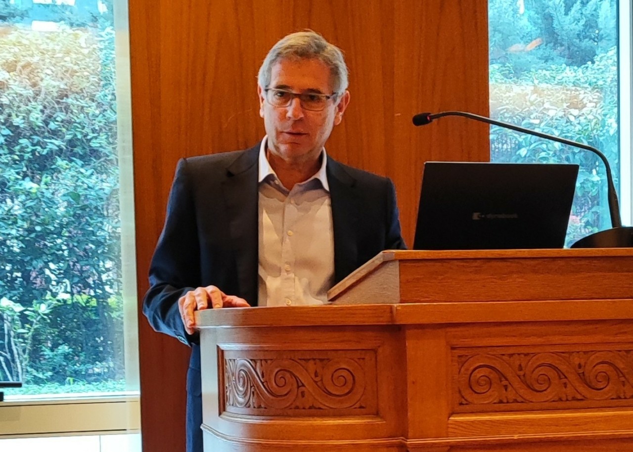 Μενέλαος Τασόπουλος: Σε αναζήτηση νέας εξαγοράς η Παπουτσάνης καθώς στρέφεται στα επώνυμα προϊόντα