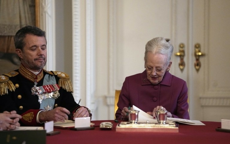 Δανία: Παραιτήθηκε η Μαργαρίτα Β’ – Νέος βασιλιάς ο Φρειδερίκος Ι’