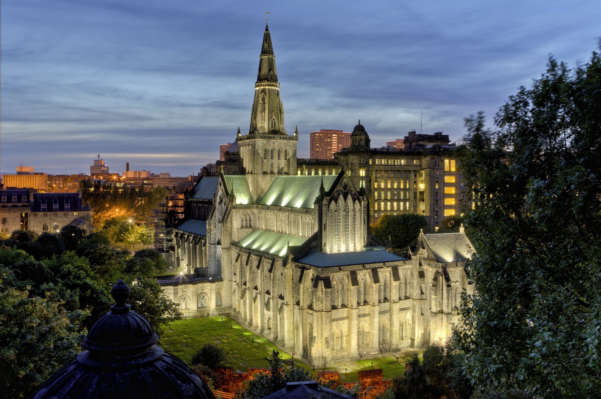 Οι 9 πιο εντυπωσιακοί καθεδρικοί ναοί στην Ευρώπη