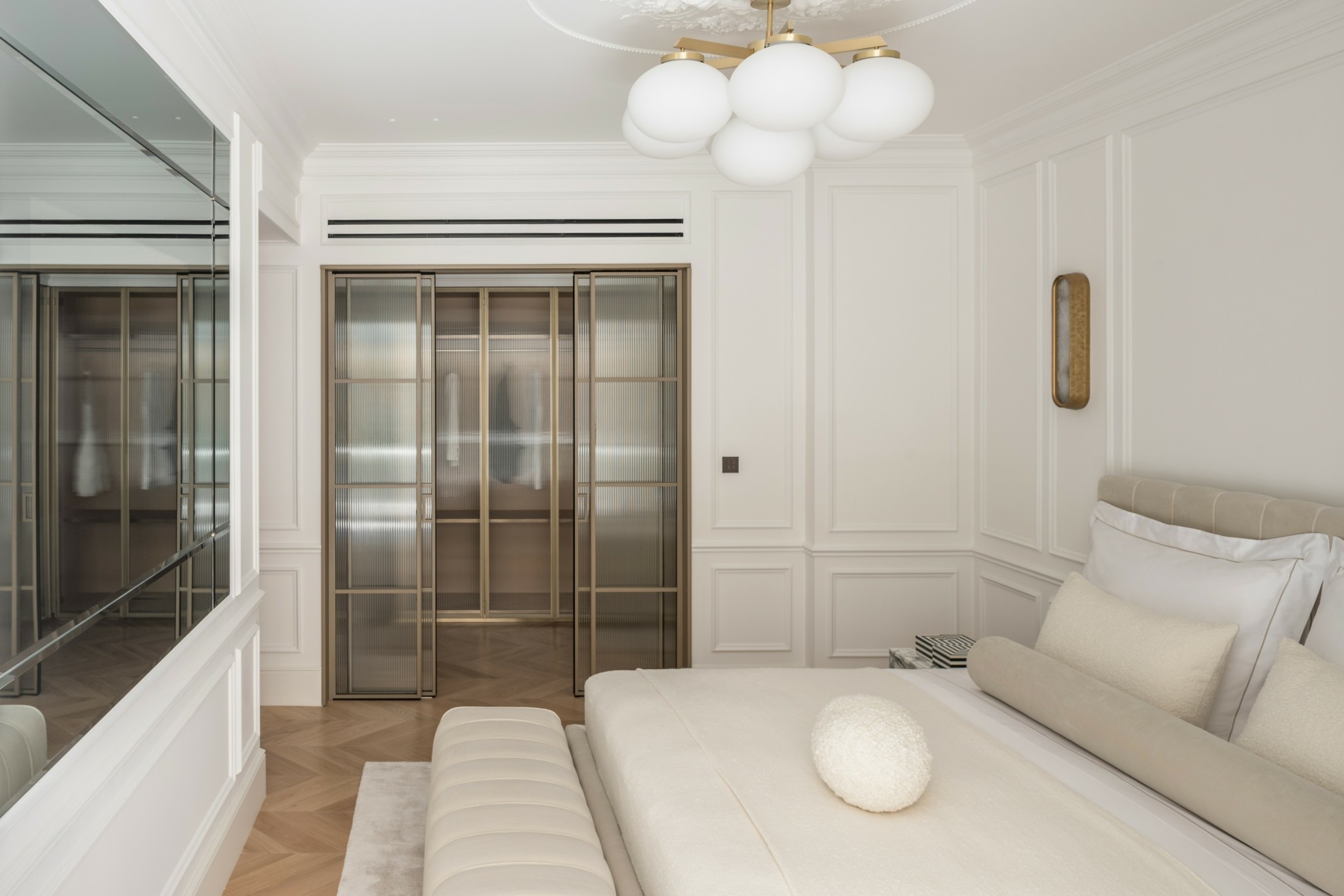 Ένα εντυπωσιακό διαμέρισμα στην Hρώδου Αττικού δίπλα στο Προεδρικό Μέγαρο με κορυφαίο interior design