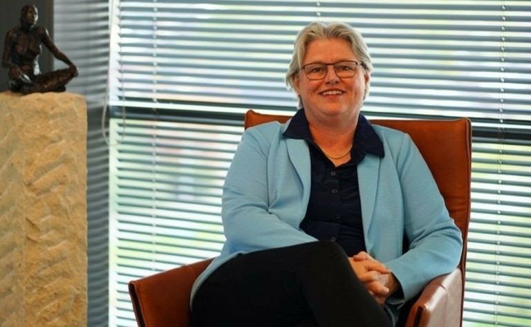 Η Karin Orsel έγινε η πρώτη γυναίκα πρόεδρος στην ιστορία της Ένωσης Ευρωπαϊκών Εφοπλιστικών Ενώσεων (pic)