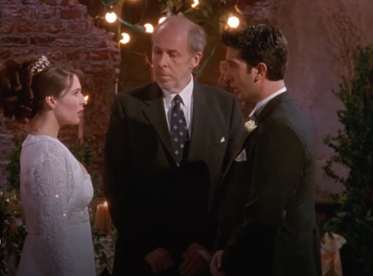 Τα Φιλαράκια»: Πόσες χιλιάδες ευρώ πωλήθηκε σενάριο που βρέθηκε στα σκουπίδια