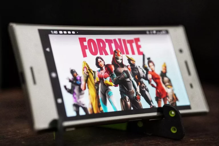 Fortnite: Η μεγάλη επιστροφή στο iPhone τέσσερα χρόνια μετά