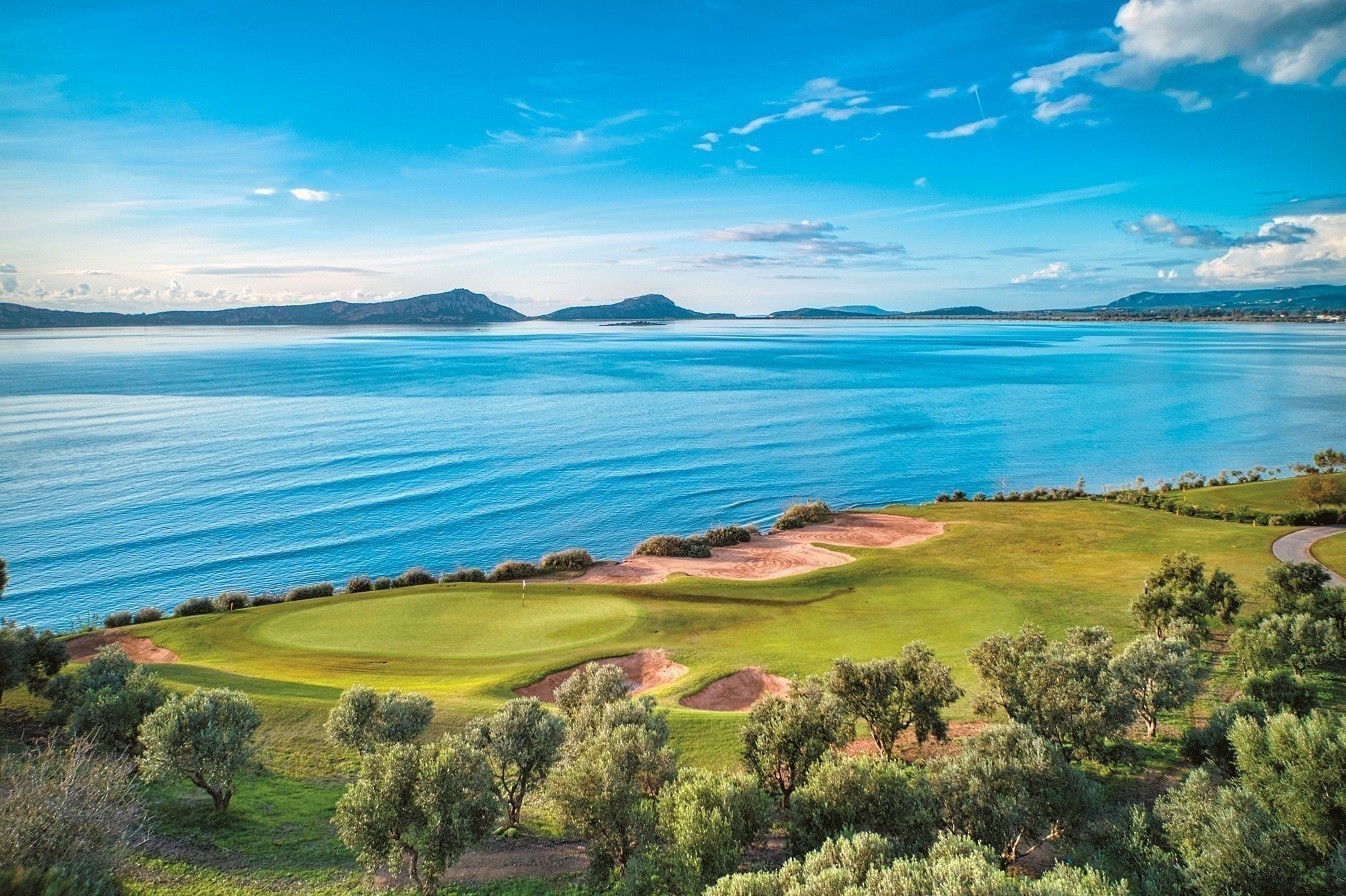 ΤΕΜΕΣ: Πώς επιχειρεί να επιμηκύνει τη σεζόν στην Costa Navarino