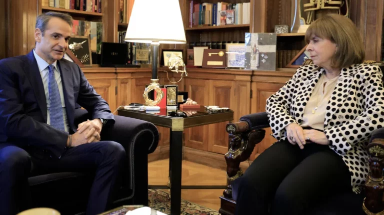 Μητσοτάκης σε Σακελλαροπούλου: Η Ελλάδα θωρακίζεται με τα F-35