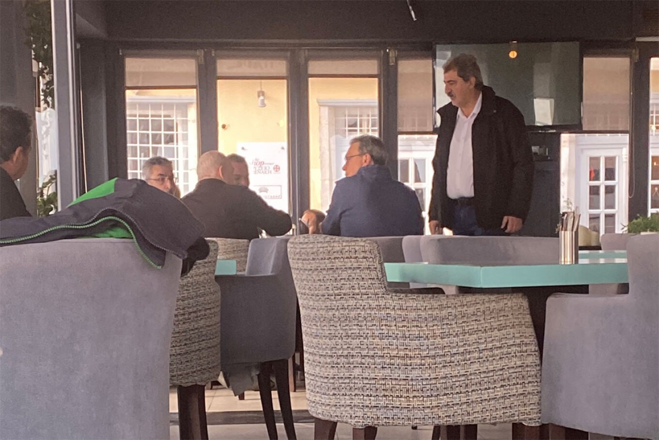 ΣΥΡΙΖΑ: Συνεδρίαση κοινοβουλευτικής ομάδας στις Σπέτσες με… bonding