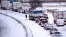 Εγκλωβισμένοι οδηγοί στα χιόνια σε Σουηδία και Δανία – Κλειστά τα σχολεία στη Νορβηγία (vid)