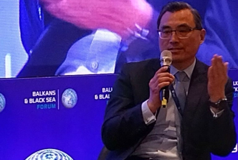 Οι Χούθι «χτύπησαν» και το λιμάνι του Πειραιά (pics)