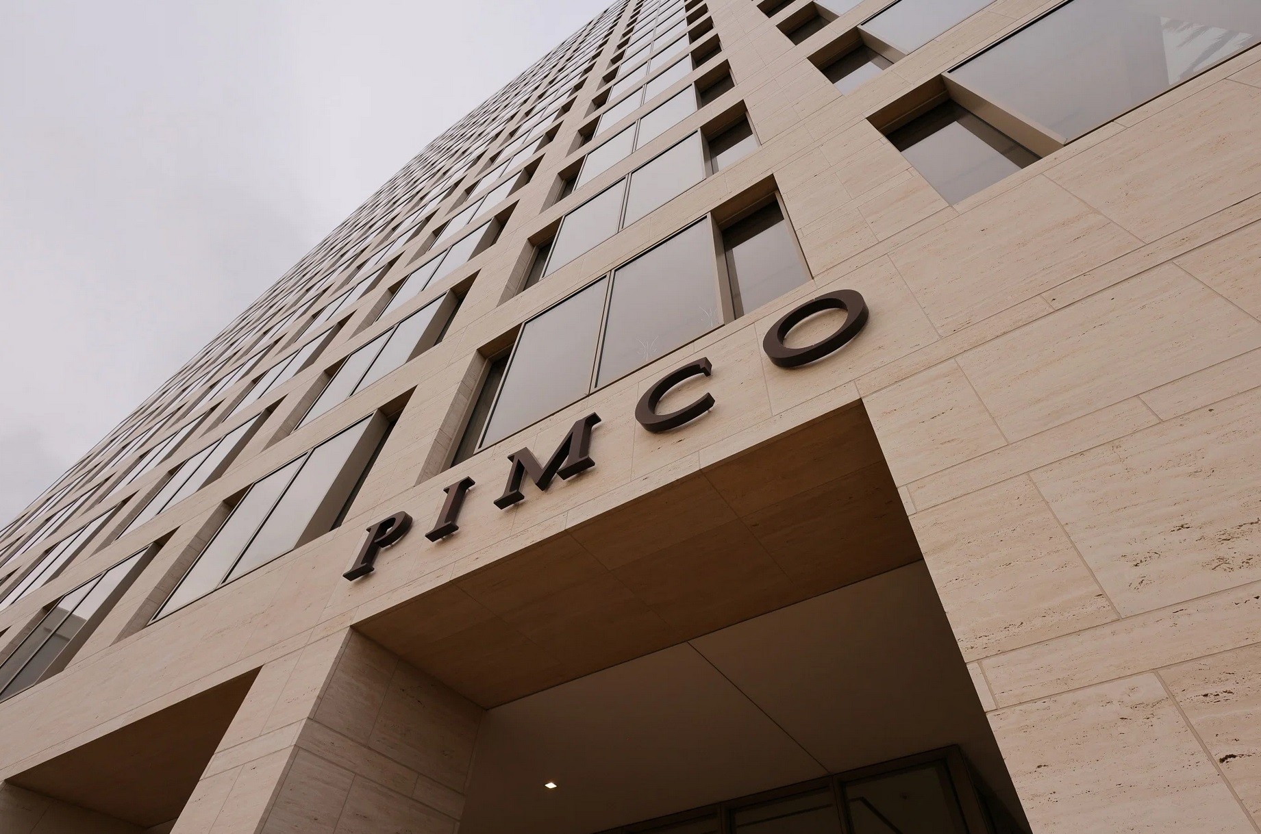 Nταν Ιβάσκιν (PIMCO): Συνιστά επενδύσεις σε ομόλογα υψηλής ποιότητας