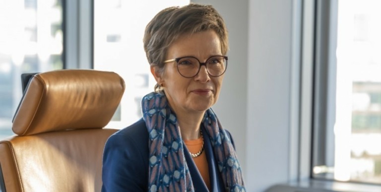 Κλαούντια Μπουχ (SSM): Απροετοίμαστες οι τράπεζες μπροστά στους νέους κινδύνους – Έρχονται αλλαγές στα stress test
