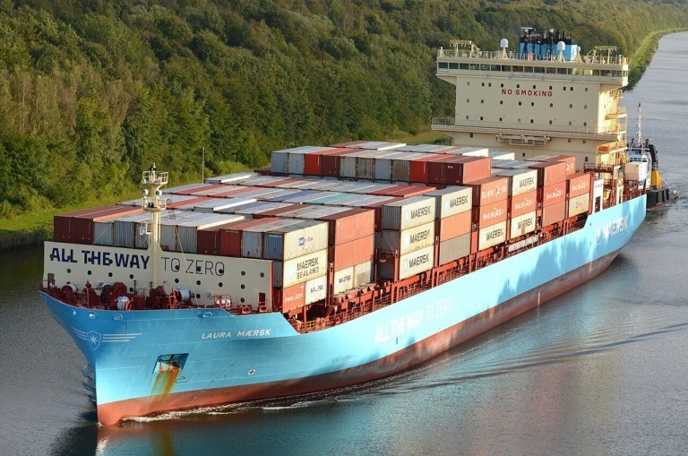 Maersk: Υποβαθμίζει τις προβλέψεις για την παγκόσμια αγορά κοντέινερ λόγω δασμών – «Bλέπει» ευκαιρίες στην Ευρώπη