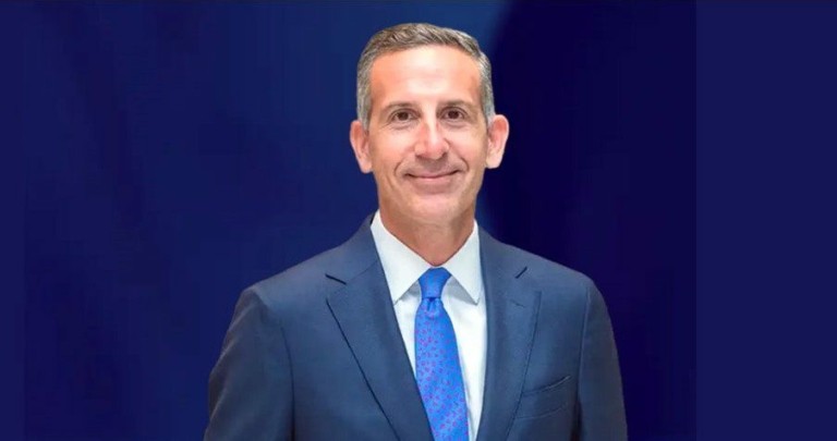 Αποχωρεί ο Νικόλας Χρυσανθόπουλος από τη θέση του Chief of Corporate Center του Ομίλου Alpha Bank