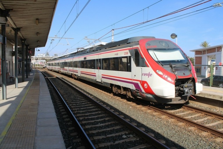 Ισπανία: Απεργία στην εθνική σιδηροδρομική εταιρεία Renfe – Ακυρώθηκαν 310 δρομολόγια τρένων