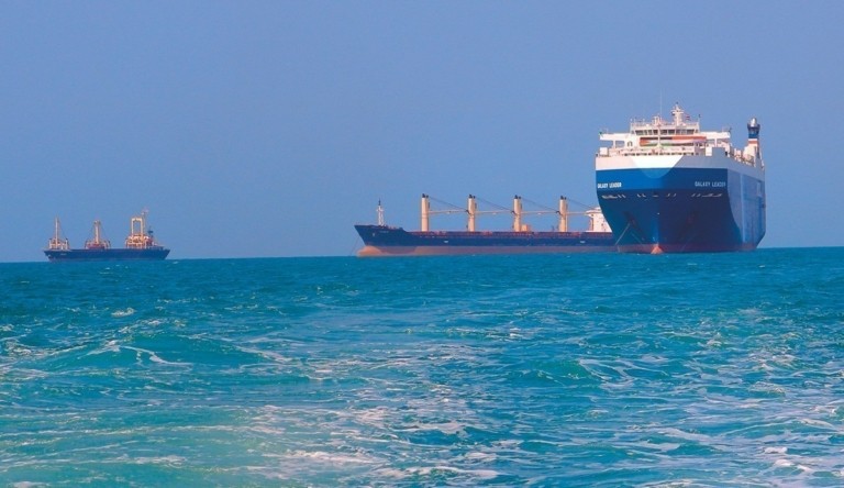 Νέα ναυτιλιακή πραγματικότητα: Παράκαμψη, κόστος και ανασφάλεια στη «μετά-Ερυθρά» εποχή