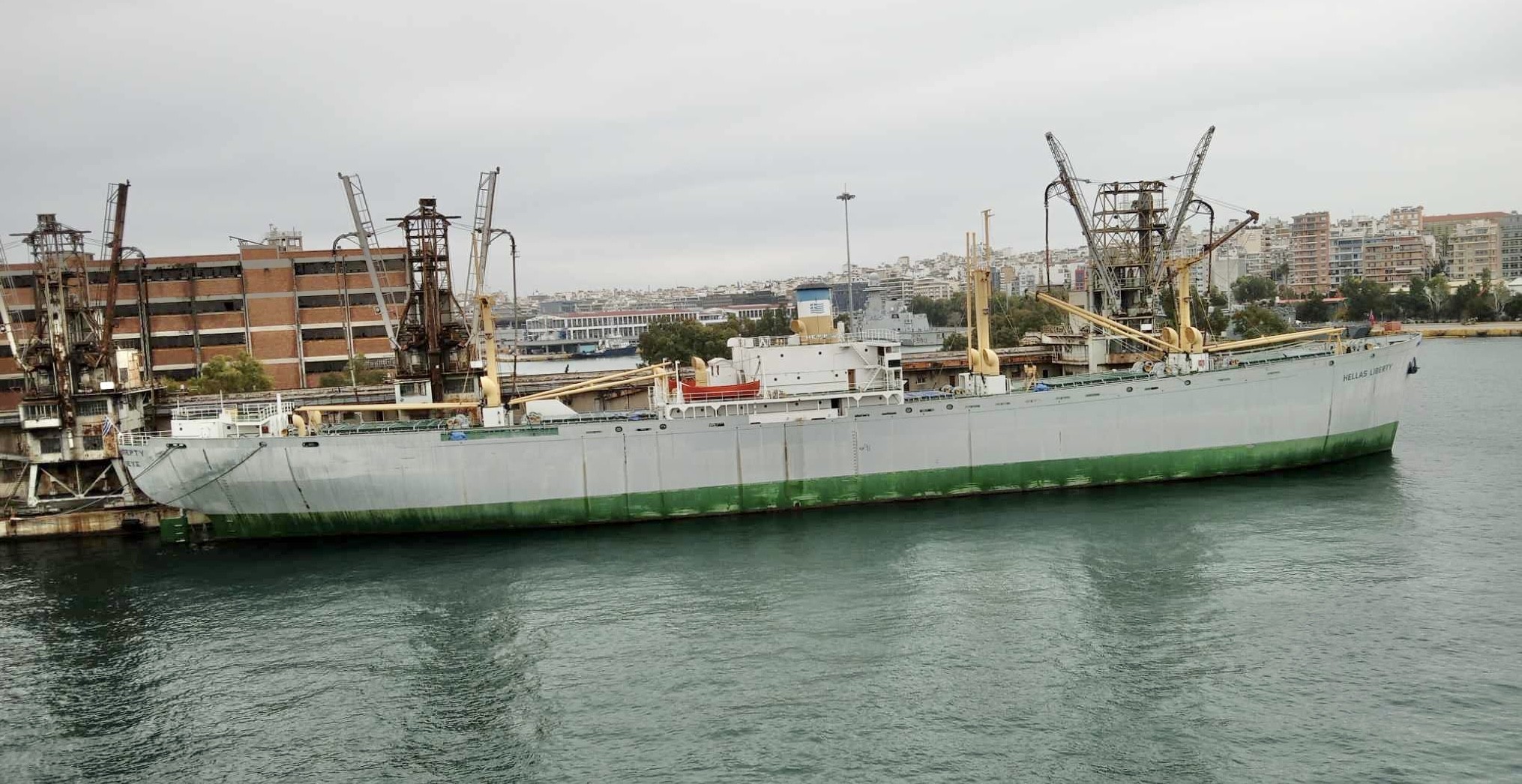 Θα γίνει μεθόρμιση του Ελλάς Λίμπερτυ δίπλα στο θωρηκτό Αβέρωφ