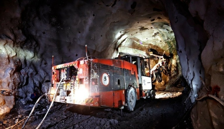 Κρίσιμες ορυκτές πρώτες ύλες: Ζωτικής σημασίας για την οικονομία, το περιβάλλον και την κοινωνία