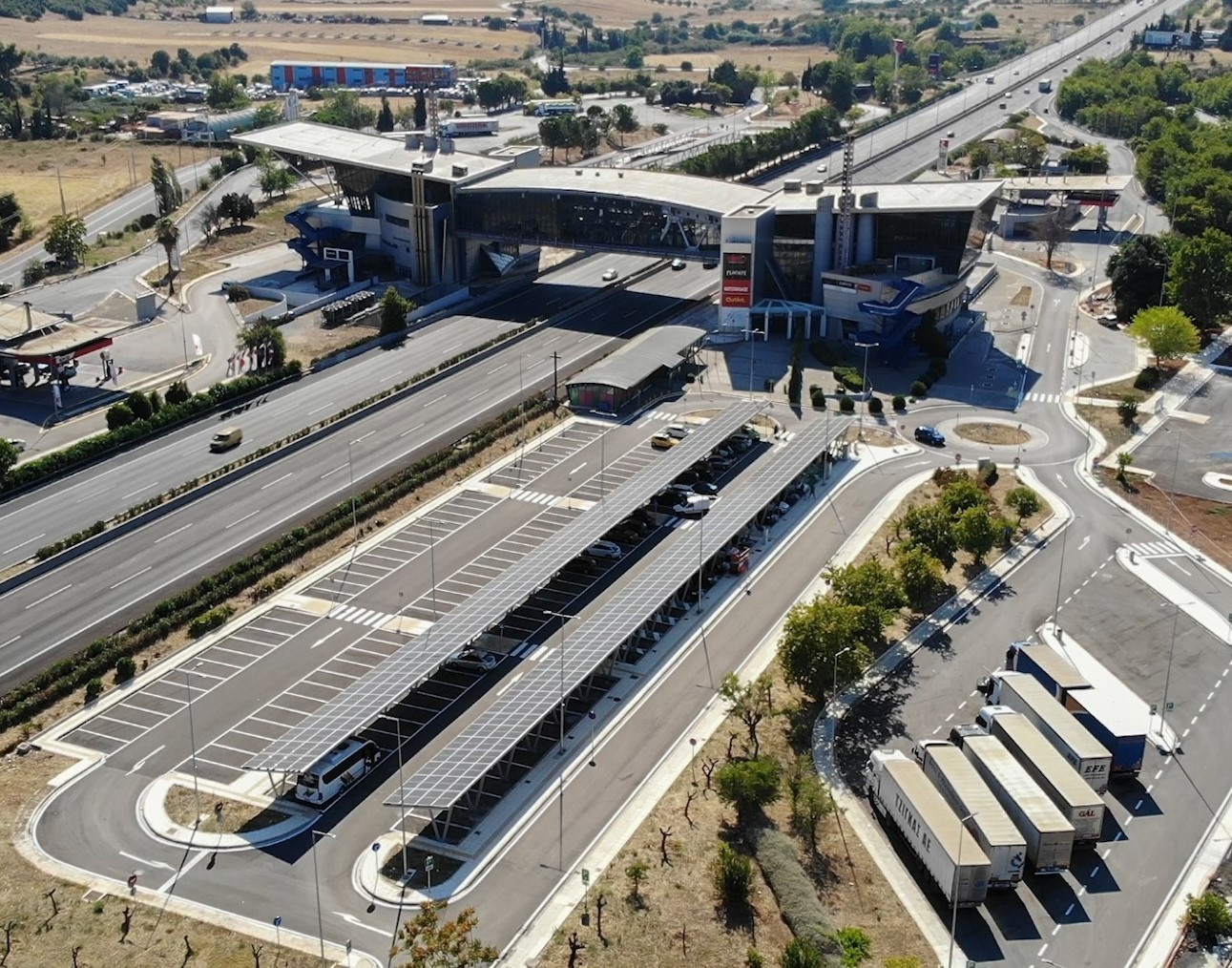 ΓΕΚ ΤΕΡΝΑ: Στο Σείριο ο πρώτος υβριδικός σταθμός ηλεκτρικής φόρτισης με χρήση ηλιακής ενέργειας  