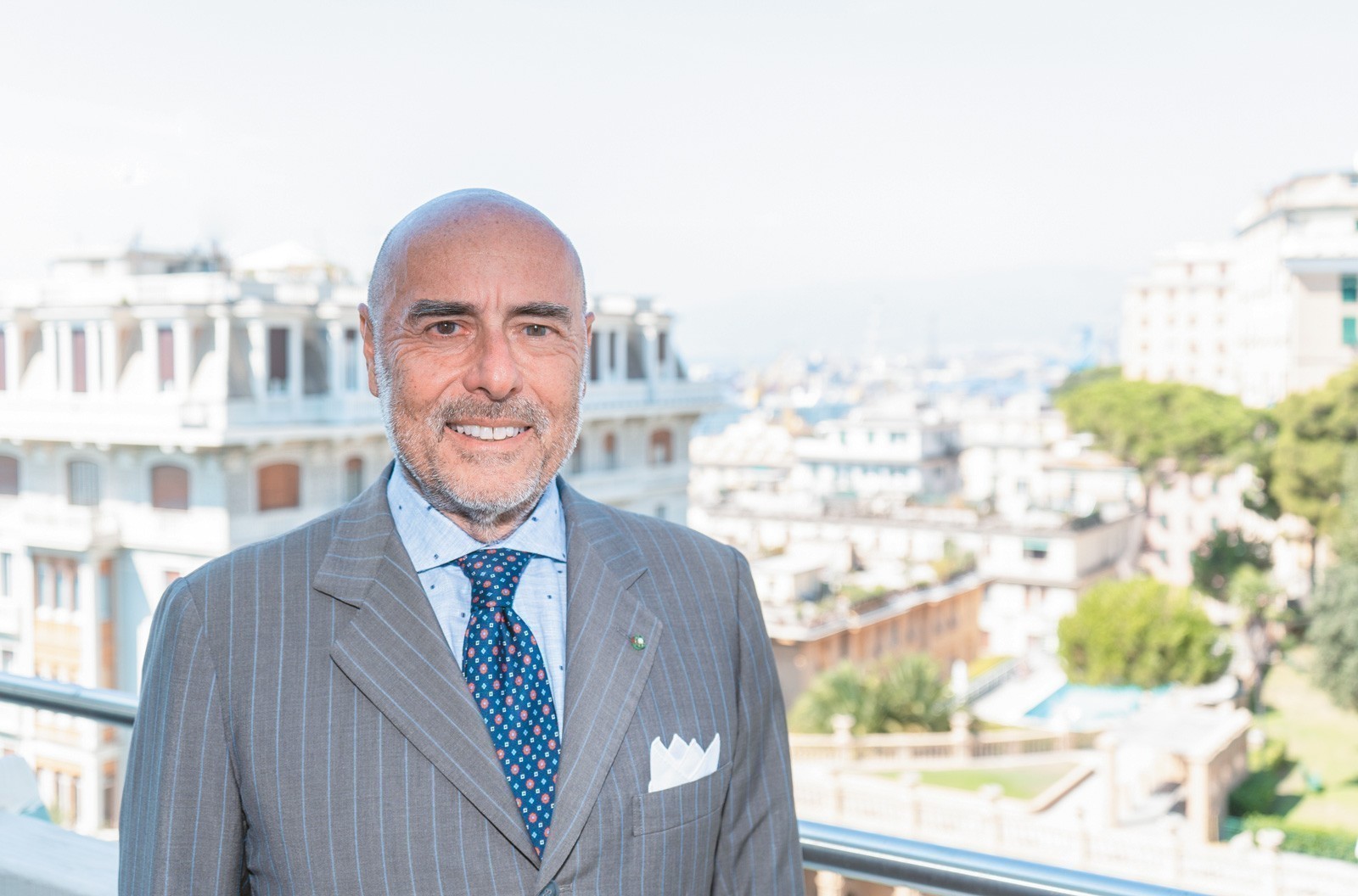 Ούγκο Σαλέρνο (RINA): Δύσκολη εξίσωση η μείωση των εκπομπών στη ναυτιλία (pic)