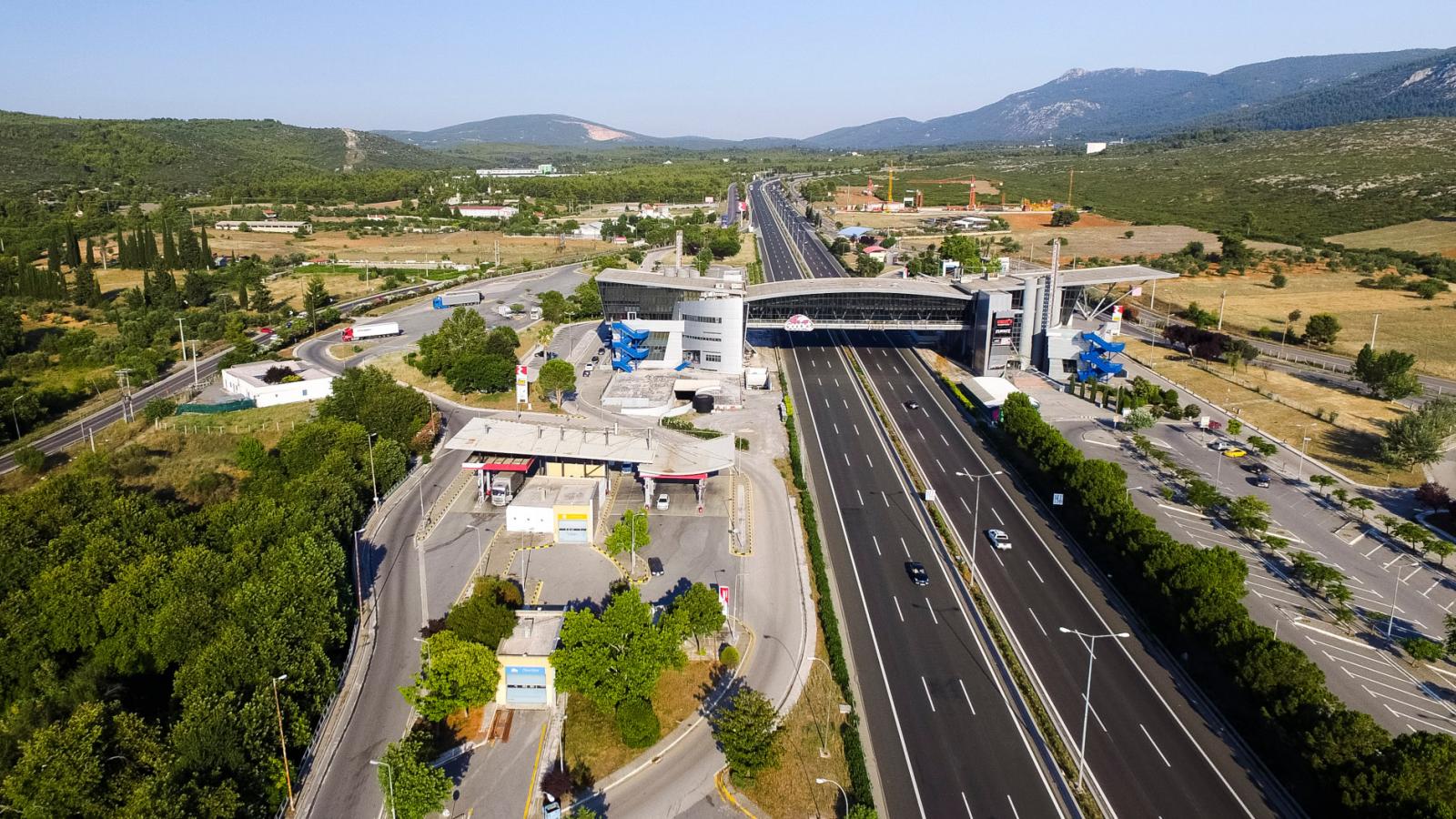 «Πράσινη» ενεργειακή αυτονομία σε μεγάλες υποδομές μεταφορών από την ΓΕΚ ΤΕΡΝΑ (vid)
