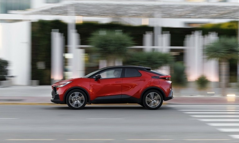 Η υβριδική στρατηγική της Toyota της χαρίζει τη δεύτερη θέση στην Ευρώπη (pics)