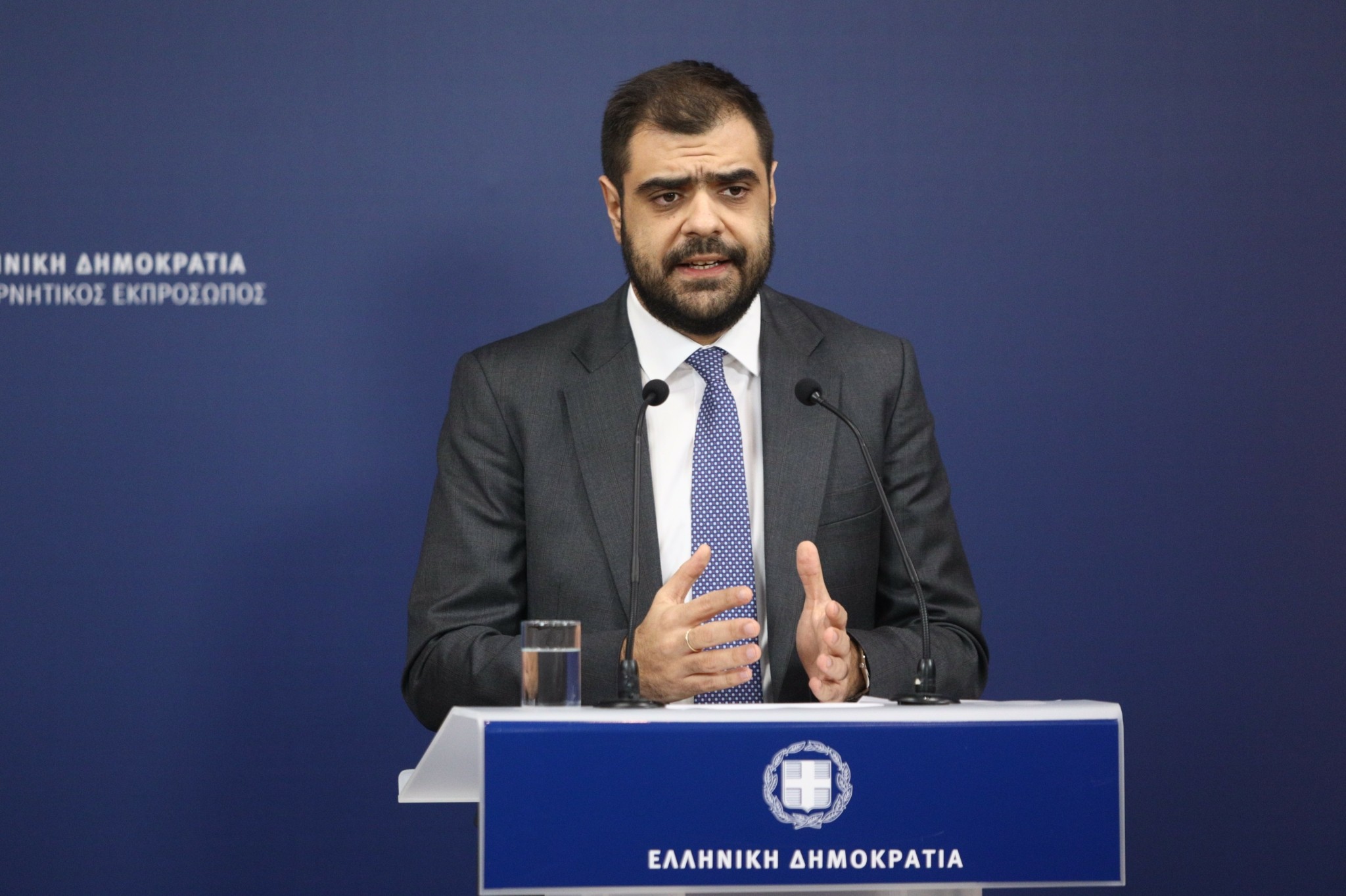 Μαρινάκης για Τέμπη: Πολιτικές «βδέλλες» εκμεταλλεύονται συγγενείς θυμάτων για πολιτικά οφέλη