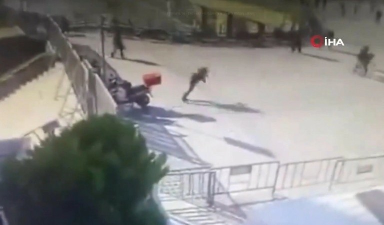 Κωνσταντινούπολη: Ένοπλη επίθεση στο δικαστικό μέγαρο – Πέντε τραυματίες