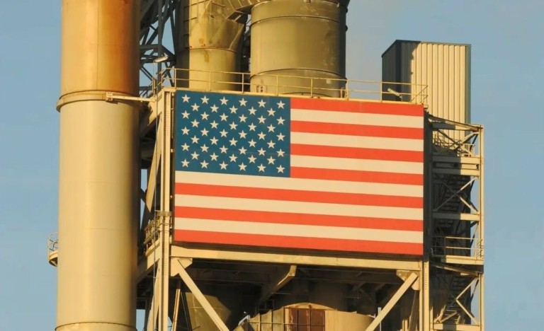 Η κυβέρνηση Μπάιντεν προσφέρει επιχορηγήσεις $6,3 δισ. για την ενεργειακή μετάβαση των βιομηχανιών