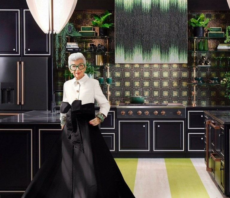 Ολοι οι λόγοι που δεν θα ξεχάσουμε ποτέ την Iris Apfel