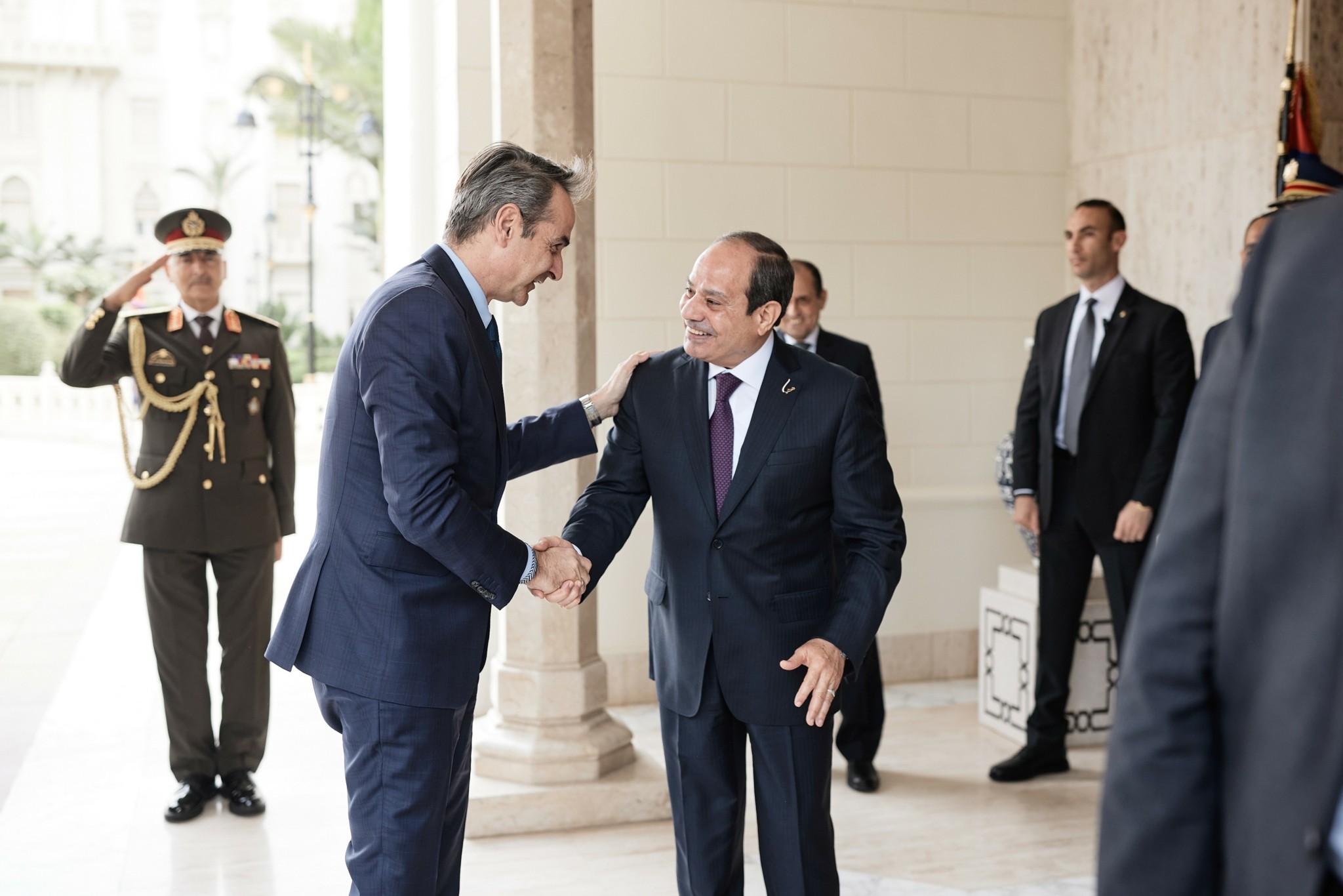 Μητσοτάκης – Αλ Σίσι συμφώνησαν στη σύσταση Ανώτατου Συμβουλίου Συνεργασίας – EE: Πακέτο βοήθειας ύψους 7,4 δισ. ευρώ στην Αίγυπτο
