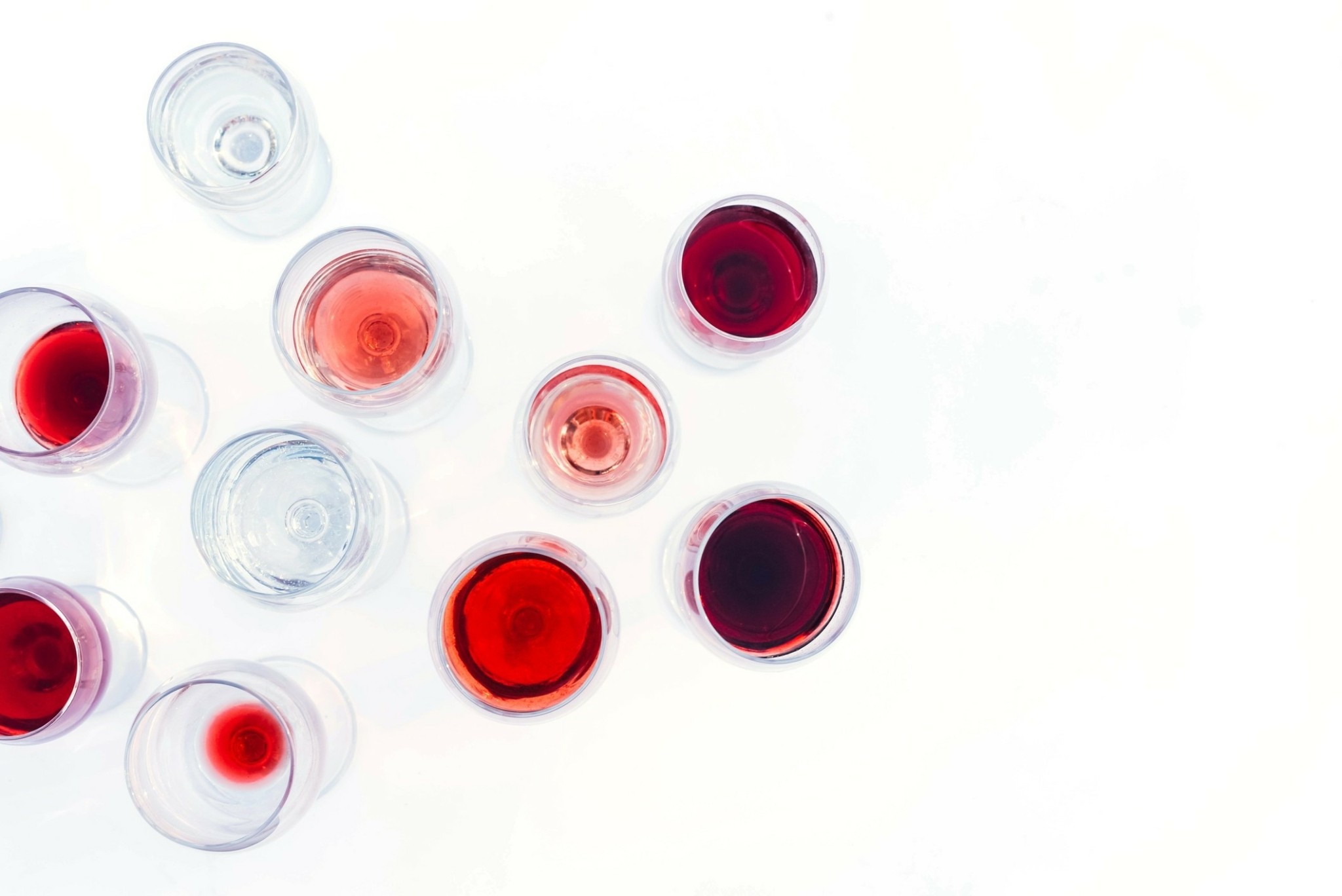 Κρασί: Πώς εξηγείται κάθε περίεργο άρωμα;