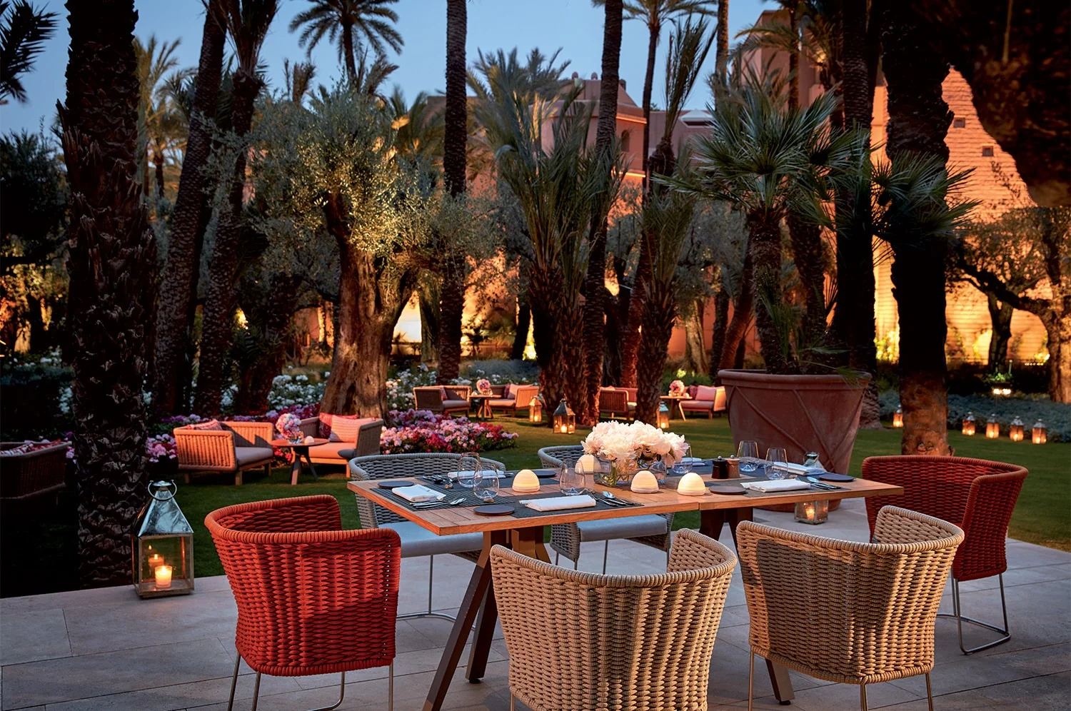 Πώς είναι η εμπειρία στη βασιλική χλιδή του πιο μεγαλοπρεπούς ξενοδοχείου στο Μαρόκο