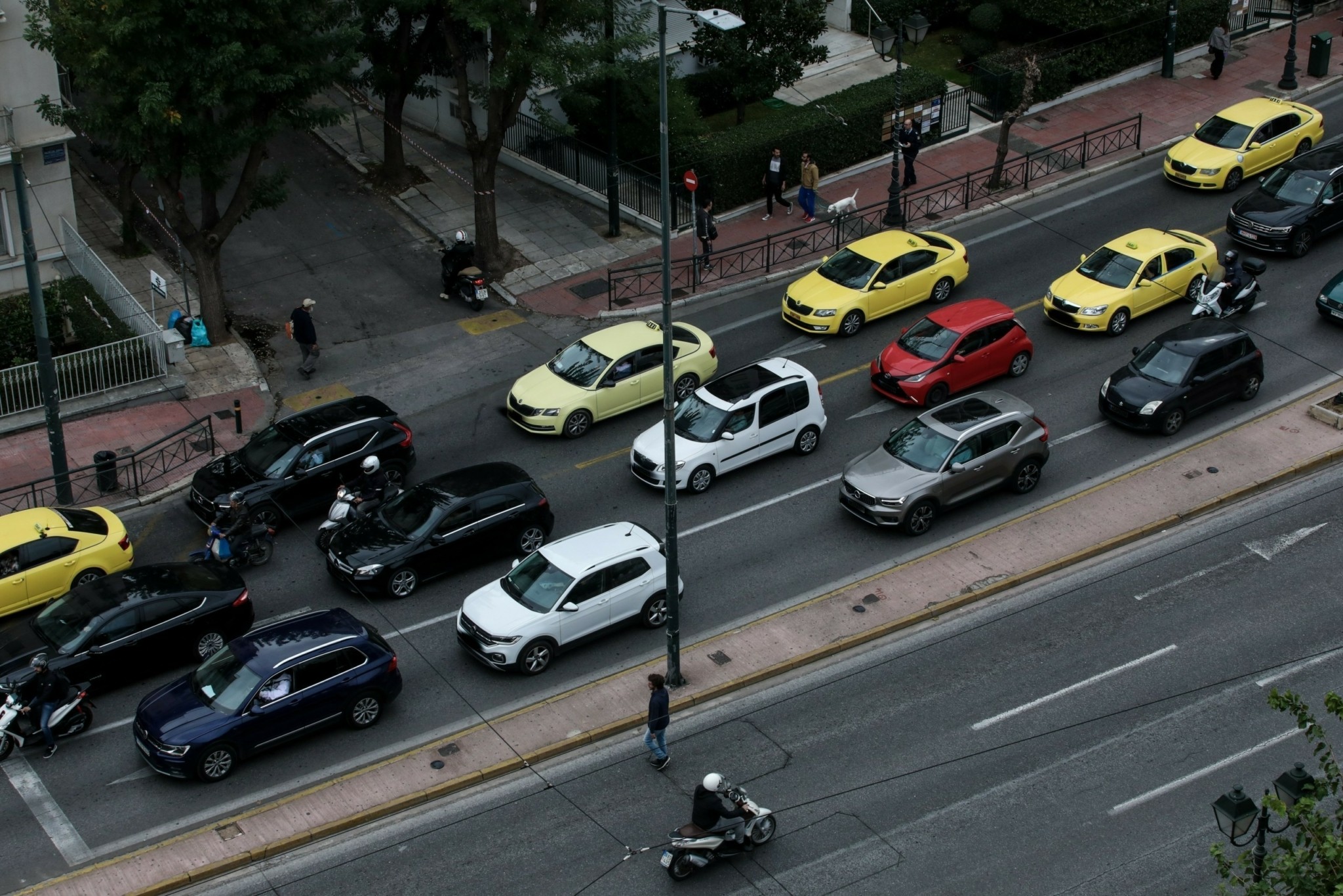 Αναλογικά τέλη κυκλοφορίας: Σε ισχύ από τον Απρίλιο