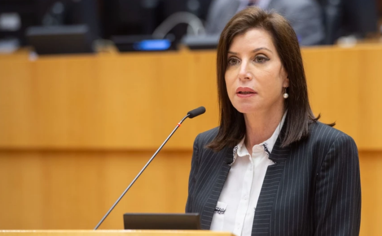 Ασημακοπούλου: Το παρασκήνιο της απόσυρσης από το ευρωψηφοδέλτιο – Στα χέρια Μητσοτάκη η υπόθεση