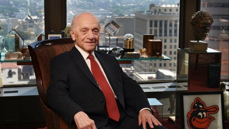 Πέθανε ο Πίτερ Άγγελος – Εμβληματική φυσιογνωμία της ομογένειας στις ΗΠΑ επί δεκαετίες (pic)