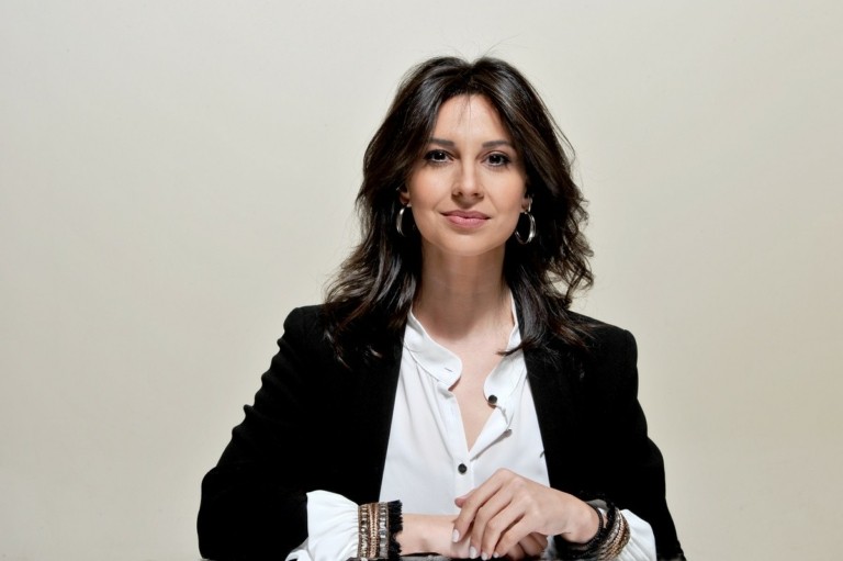 Η ποινικολόγος Τατιάνα Δουβαρά εκπρόσωπος Τύπου των ΔΗΜΟΚΡΑΤΩΝ