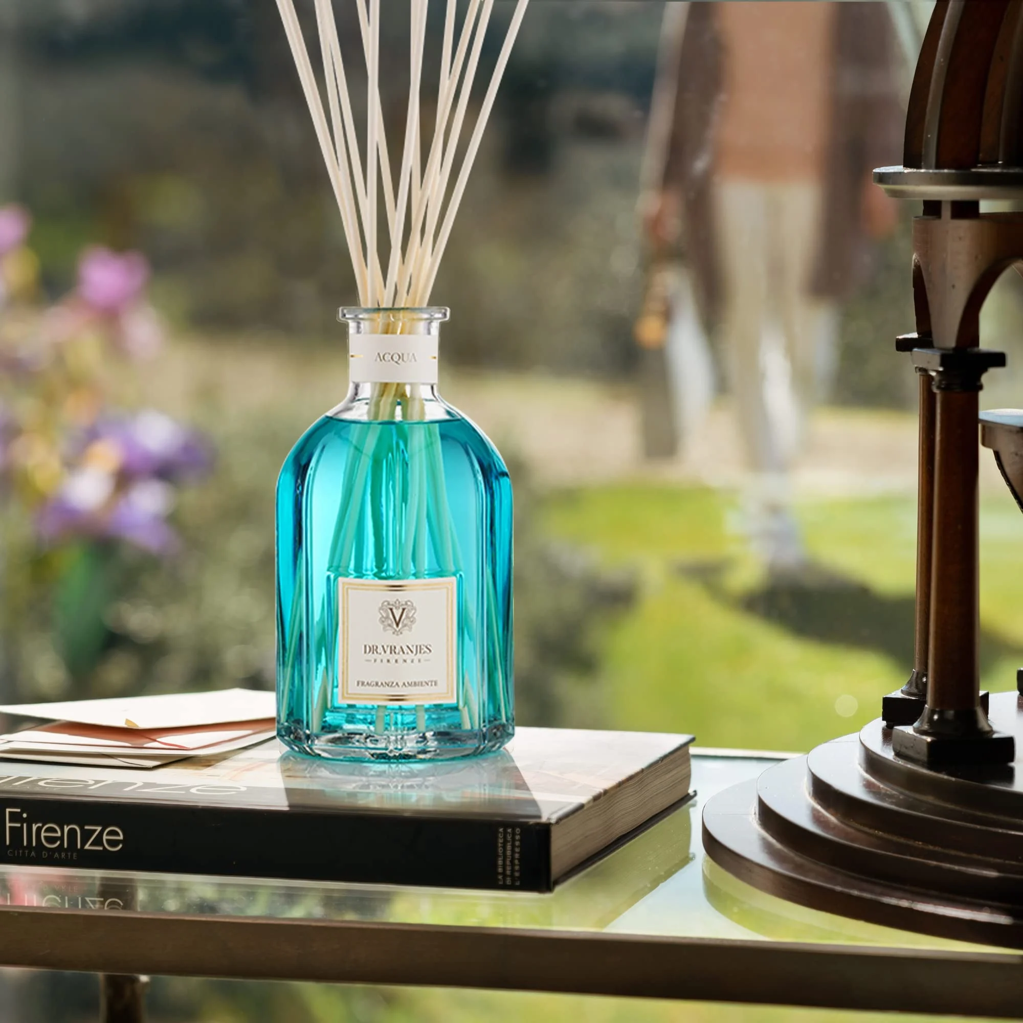 Αρωματικά χώρου: Η νέα πολυτέλεια στην εσωτερική διακόσμηση