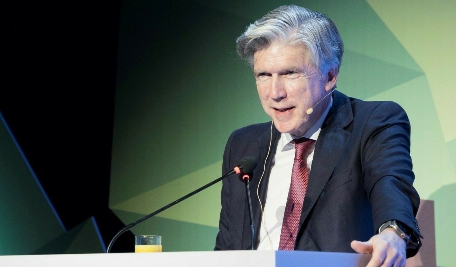 Κοντά στα προ κρίσης επίπεδα η ασφαλιστική αγορά – Τι δείχνουν τα στοιχεία της ΕΑΕΕ