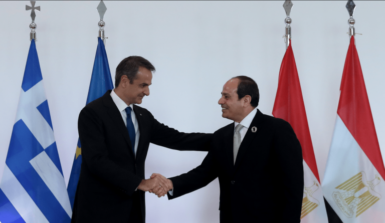 Κρίσιμες συνομιλίες ΕΕ – Αιγύπτου και τετ α τετ Μητσοτάκη – Αλ Σίσι – Πώς θα μοιραστούν τα €7,4 δισ. της ΕΕ