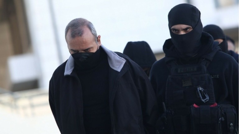 Ο ρόλος των ενόρκων στην υπόθεση της 12χρονης στον Κολωνό – Ενοχος ο Μίχος, αθώα η μητέρα