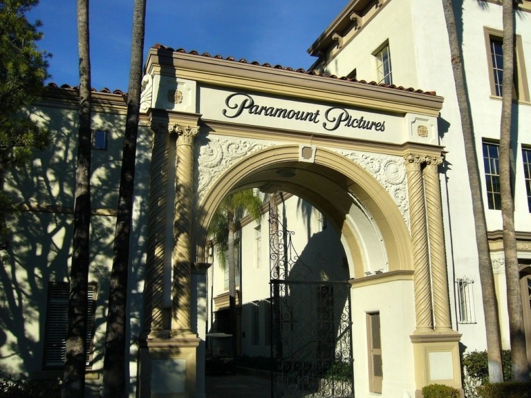 Κινηματογραφική εξαγορά $11 δισ.: Ποια εταιρεία θέλει να αποκτήσει τo στούντιο της Paramount στο Χόλιγουντ