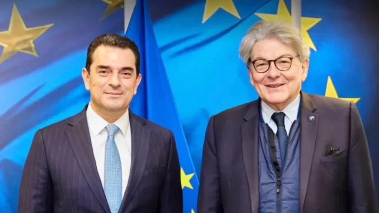 Συνάντηση Σκρέκα – Μπρετόν στις Βρυξέλλες για το μέλλον της βιομηχανίας στην Ευρώπη