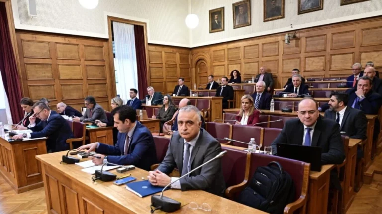 Η Νέα Δημοκρατία κατέθεσε το πόρισμα της για το δυστύχημα των Τεμπών στην Εξεταστική Επιτροπή