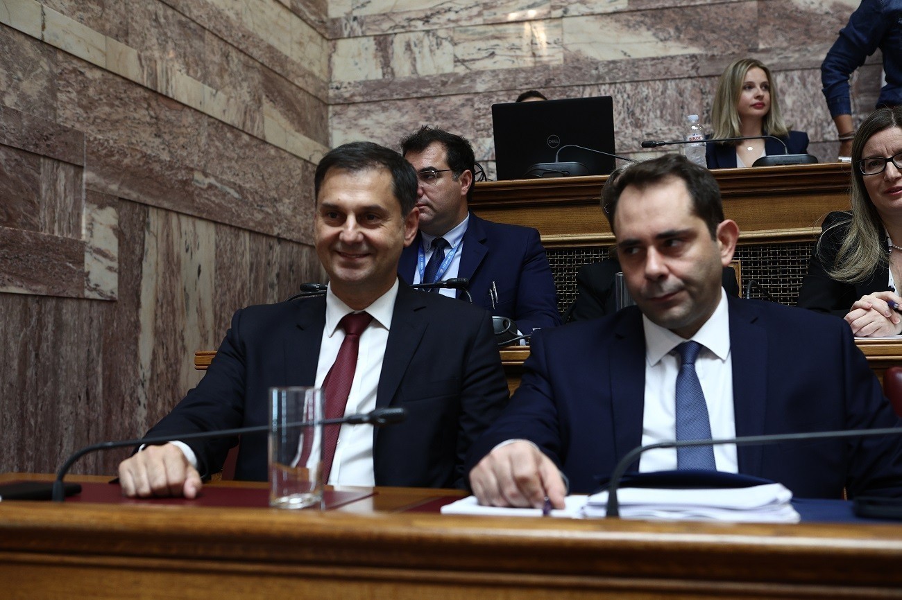 Θεοχάρης – Πετραλιάς για πρόγραμμα ΣΥΡΙΖΑ: Υποσχέσεις χωρίς αντίκρισμα 40 δισ. την 4ετία από τον Κασσελάκη