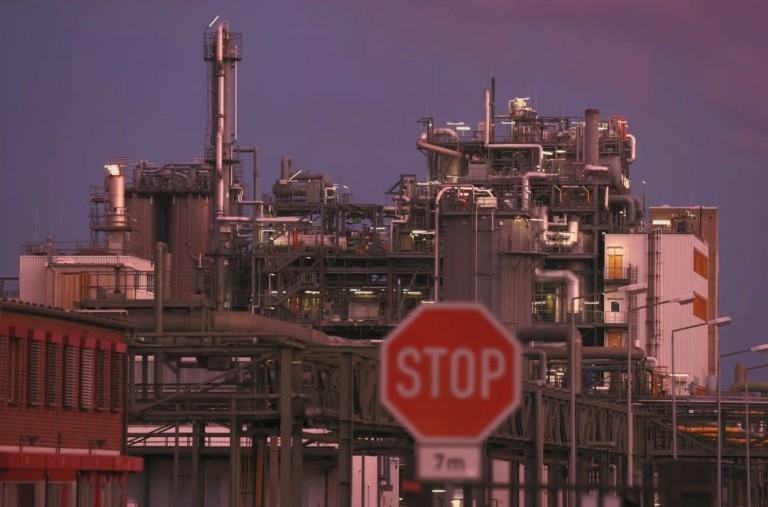 Γιατί γερμανικοί κολοσσοί μπορεί να αποτελέσουν «αχίλλειο πτέρνα» των ευρωπαϊκών αγορών (πίνακες)