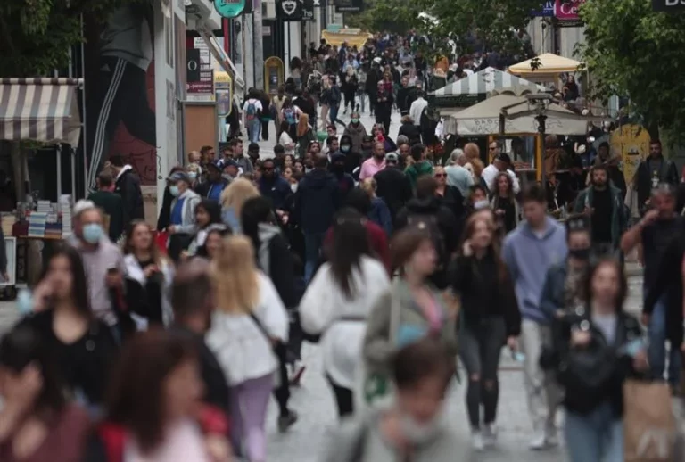 Εορταστικό ωράριο Πάσχα 2024: Ποιες ώρες θα λειτουργήσουν τα καταστήματα τη Μεγάλη Εβδομάδα