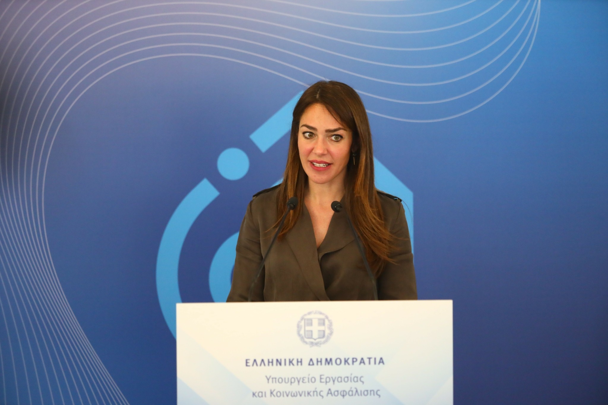 Μιχαηλίδου: Τα 14 μέτρα για την ισότητα των γυναικών στην αγορά εργασίας