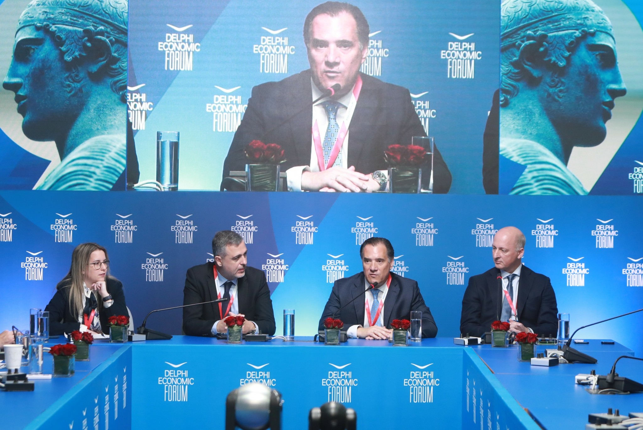 Γεωργιάδης: Clawback και rebate θα μειωθούν κατά €300 εκατ. το 2024 – Θέλουμε επενδύσεις στο φάρμακο